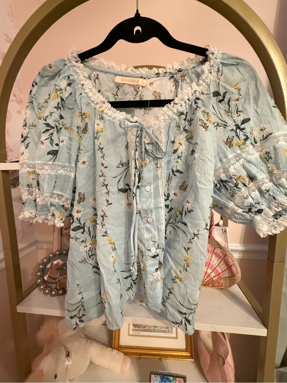 Olivaceous Light Blue Floral Lace-Trim Peasant Blouse